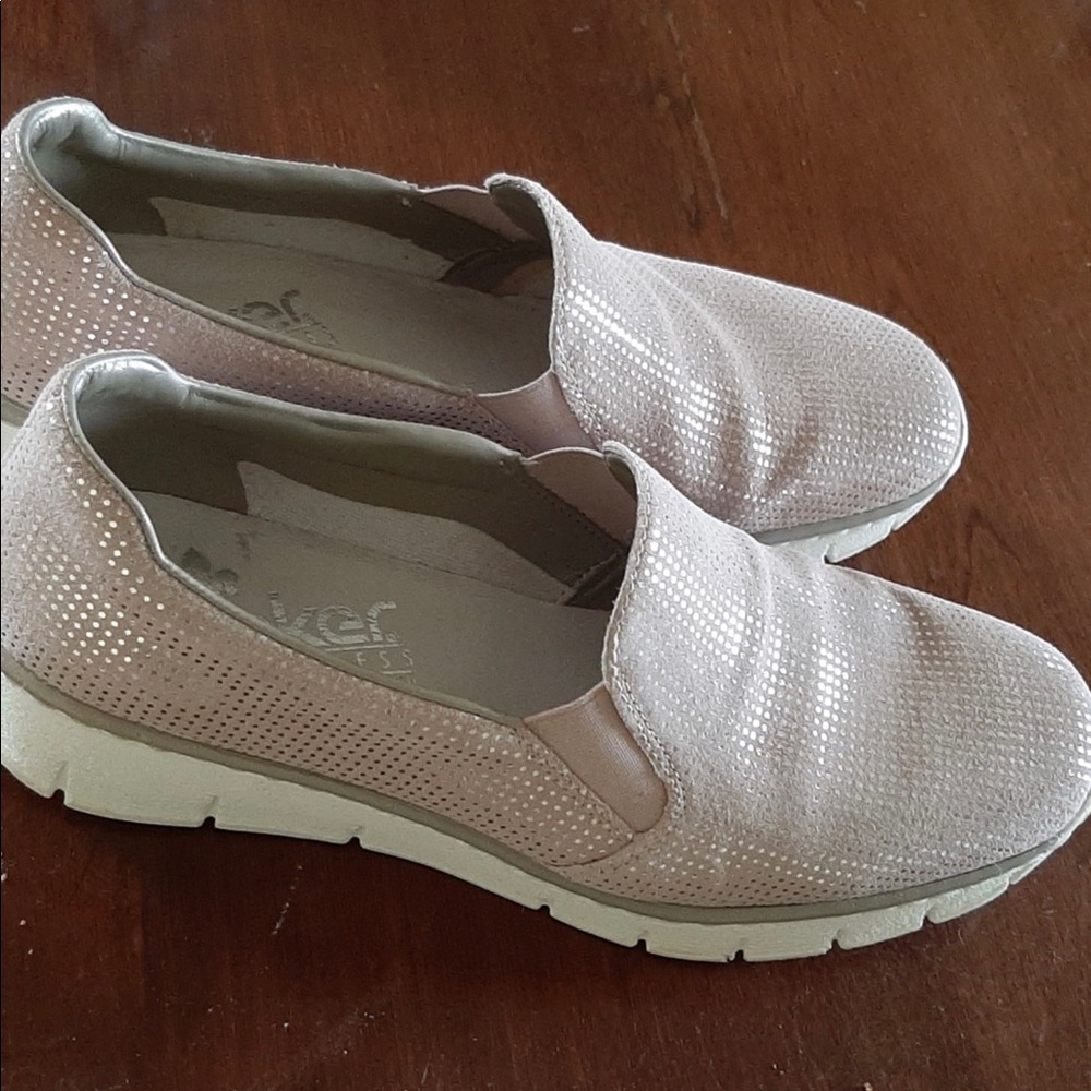 RIEKER ANTISTRESS SLIP ON SHOES
